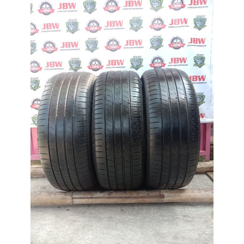 Dunlop Sp Sport LM705 215/55 R17