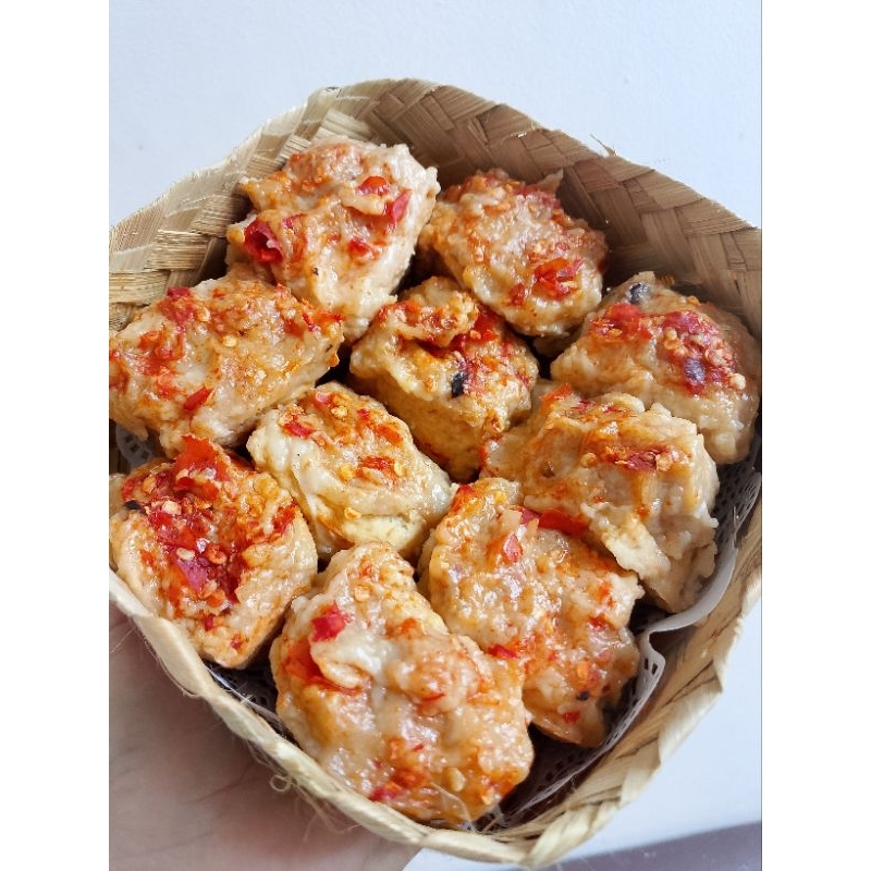 

Tahu Bakso Urat Pedas