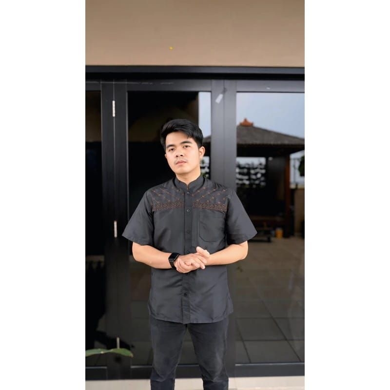 BAJU KOKO JASUKE - BAJU KOKO PRIA MUSLIM - BAJU KOKO LENGAN PENDEK MUSLIM