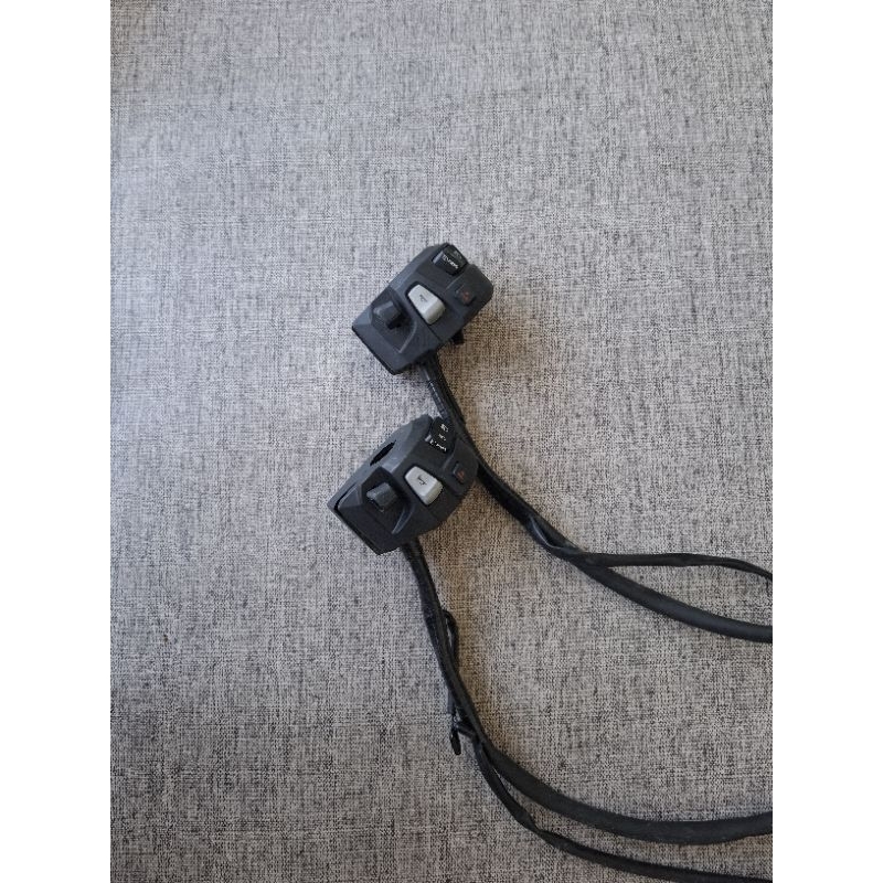 HOLDER KIRI HONDA CBR250RR ORIGINAL