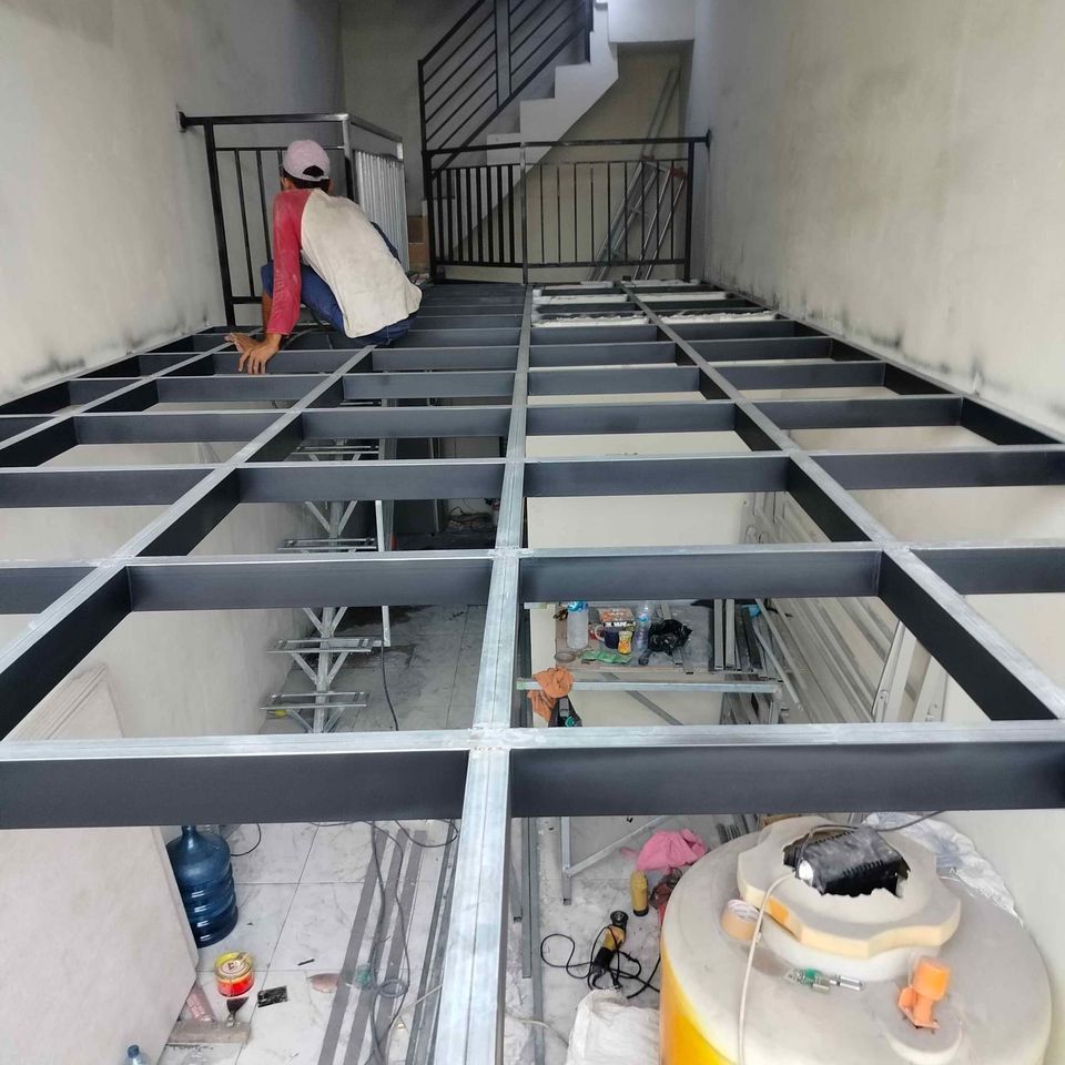 Rangka mezzanine indoor besi hollow 5x10