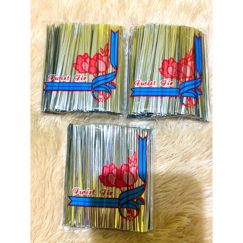

kawat pita/ kawat ikat/ kawat souvenir/ kawat potong/ kawat twist tie - 8 CM ( kelipatan 10, 25, 50, 100)