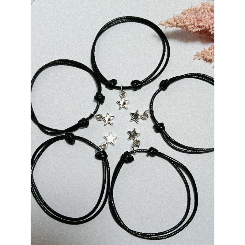 Gelang hitam couple/gelang couple lucu/gelang kekinian/gelang gantungan bintang