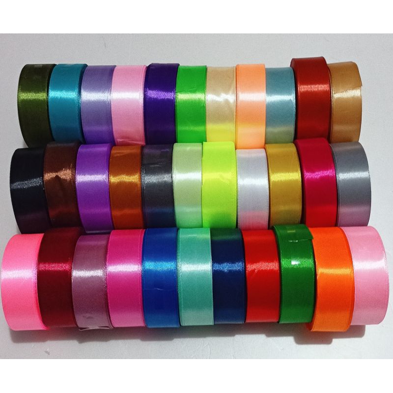 

Pita satin 1inch / Lebar:2.5cm ( isi:20yard / 25yard )