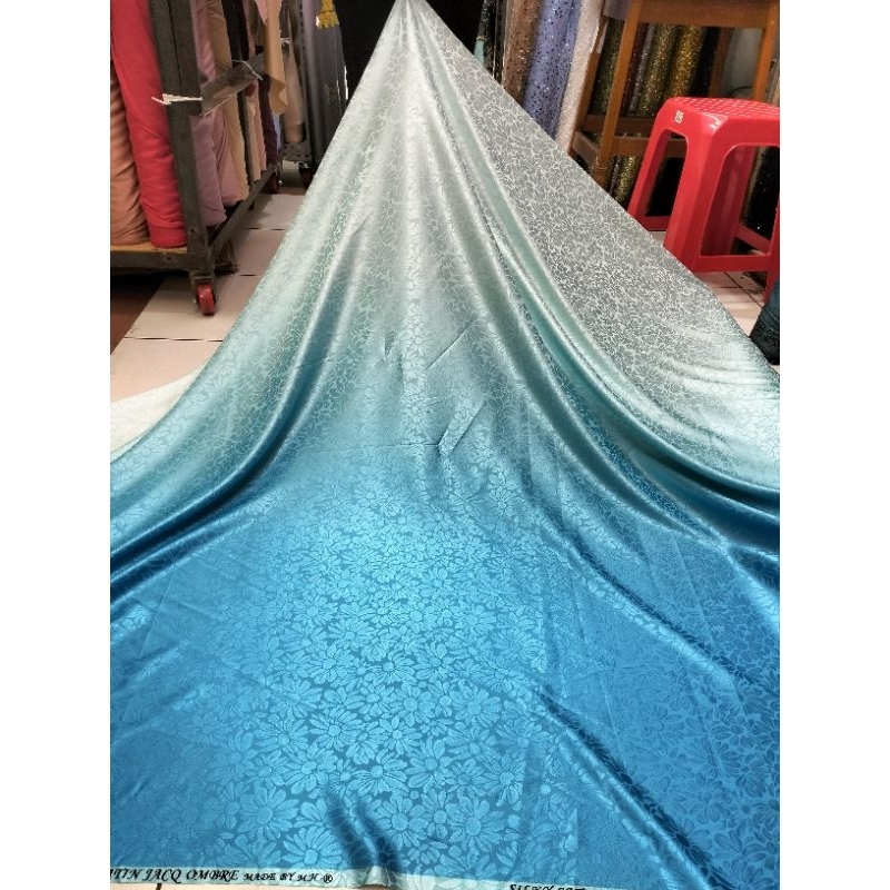 Promo COD Bahan kain jaguard armany gradasi motif/kain jaguard armany gradasi//kebaya wanita mewah