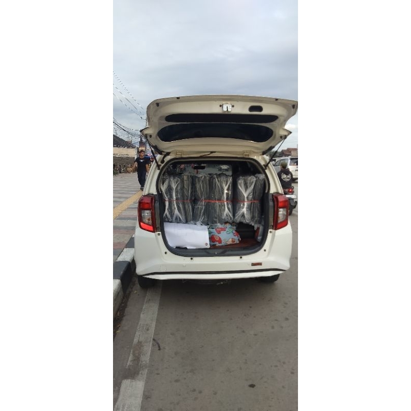 alas duduk lesehan ukuran custom (PO), UKURAN REAL :225 KE 205 X 50 X 5 TEBAL
201 X 41 X 10 TEBAL
20