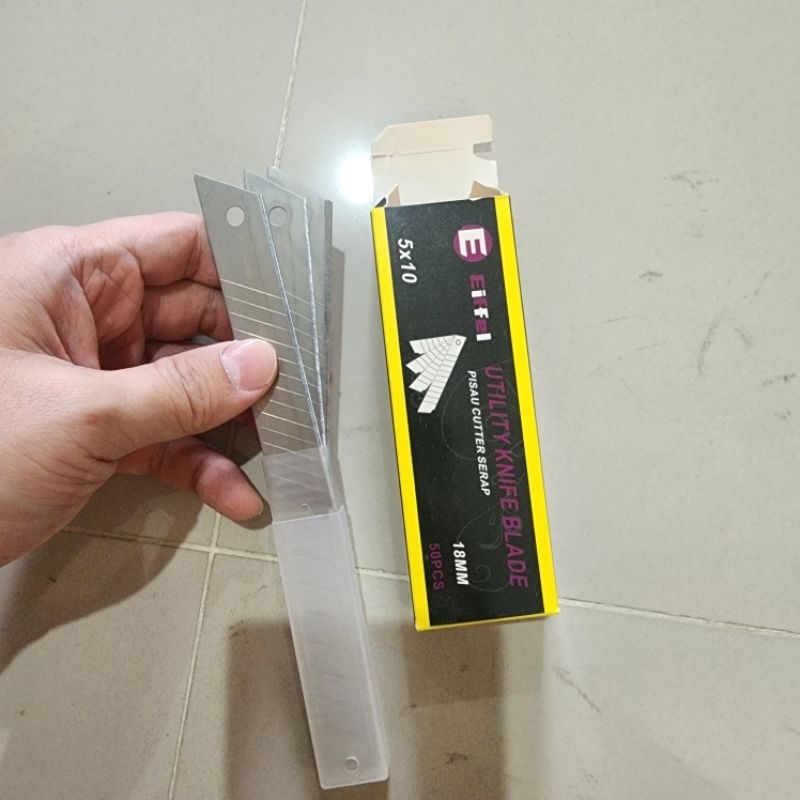 

ISI PISAU CUTTER SERBAGUNA / REFILL PISAU CUTTER