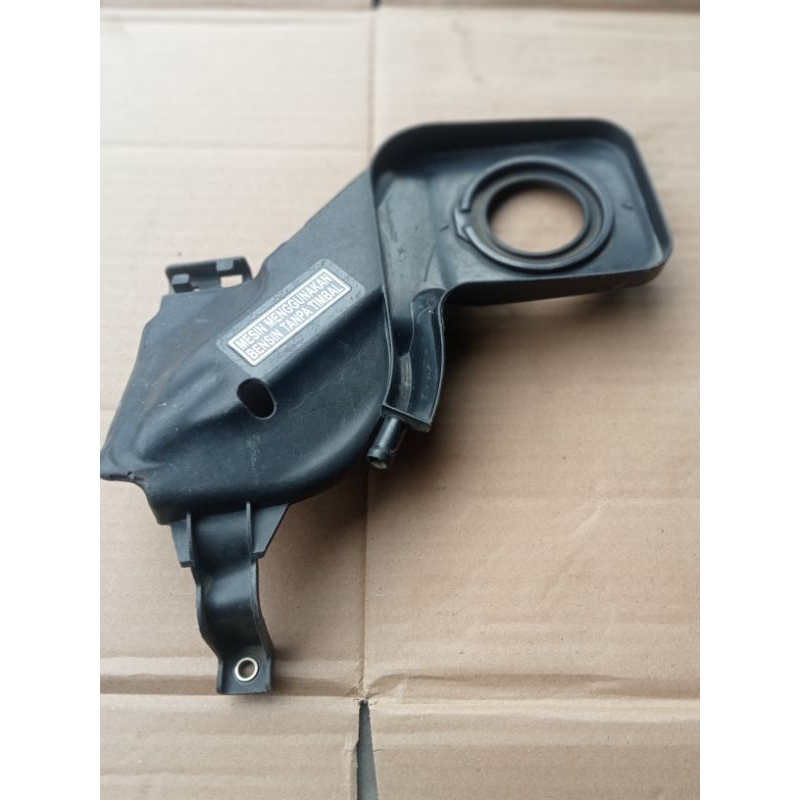 TUTUP COVER PELINDUNG TANGKI BENSIN HONDA VARIO OLD 125 ORIGINAL SEKEN
