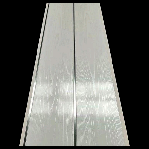 Plafon PVC Glossy Serat kayu putih Nat