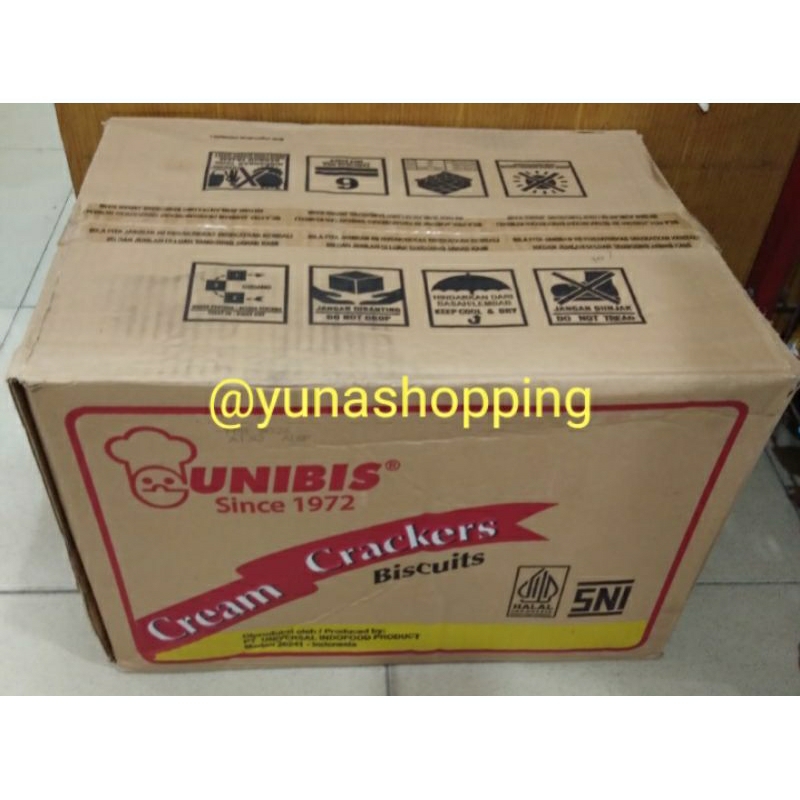 

Unibis biskuit cream crackers 1 karton isi 36 pc @248g
