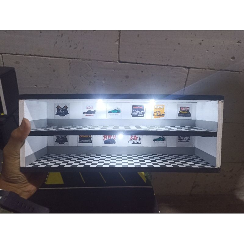 diorama basement youpdots berlampu