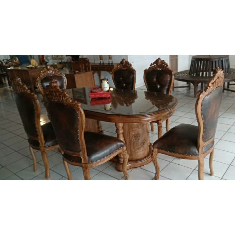 MEJA MAKAN KAYU JATI UKIR KURSI 6/MEJA MAKAN JATI KACA KURSI 6/SET MEJA MAKAN JATI KURSI 6