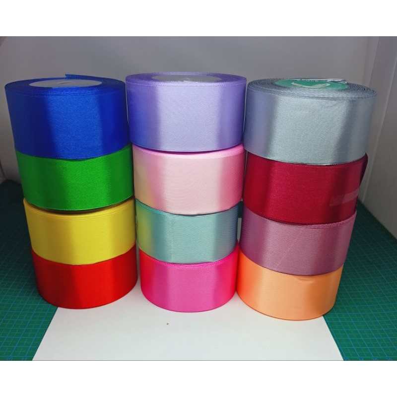 

Pita satin 11/2inchi ( lebar:4cm ) per Roll ( isi:20yard / 25yard )