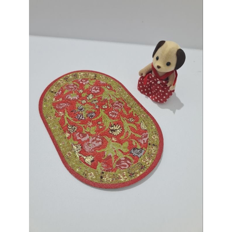 Miniatur karpet Oval bunga merah for sylvanian / dollhouse / barbie / nendoroid