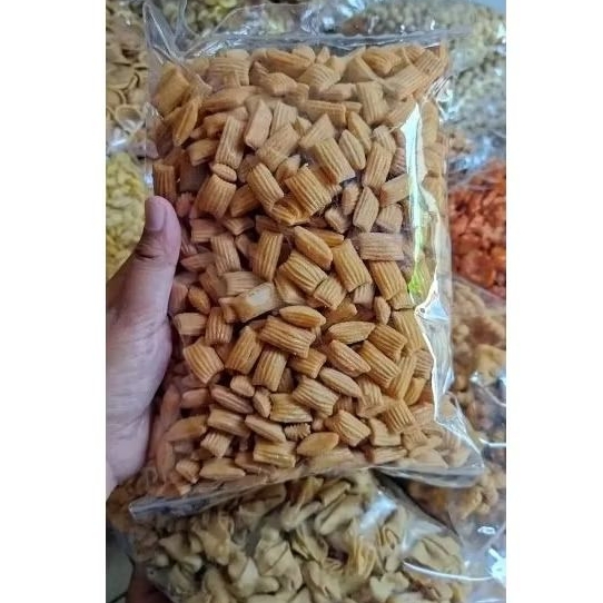 

pang pang cemilan kemasan ekonomis