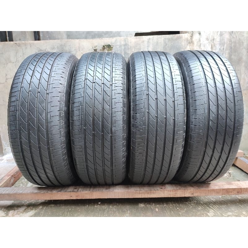 Ban 205/60 R16 Bridgestone Turanza T005a