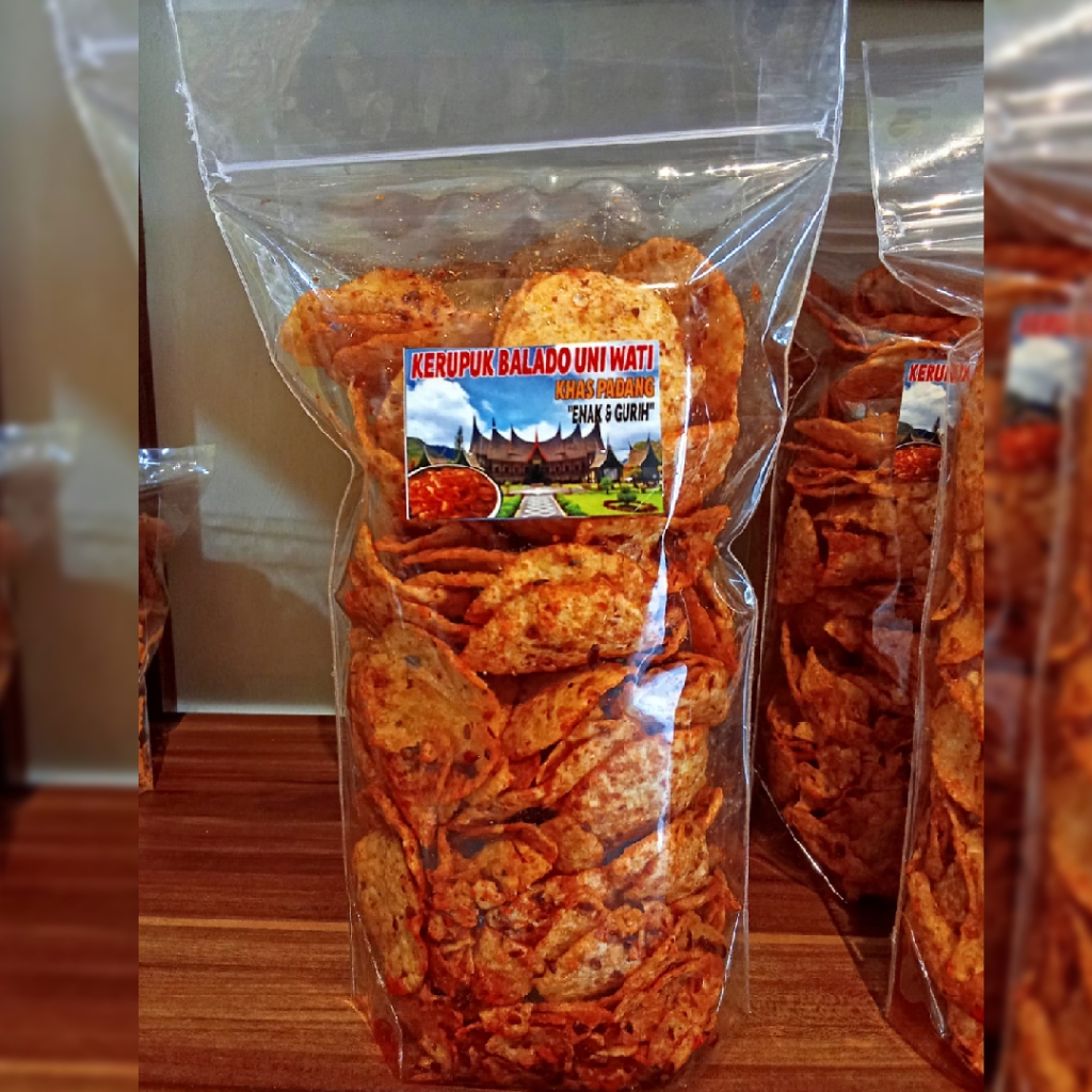 

Kerupuk Balado Uni Wati Khas Padang enak dan gurih