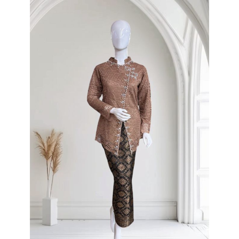 SETELAN KEBAYA JANGGAN - KEBAYA LAMARAN KEBAYA WISUDA KEBAYA WISUDA MODERN KEBAYA MODERN KEBAYA PREM
