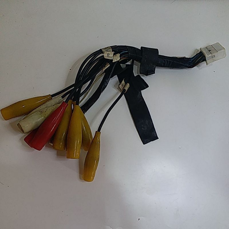 kabel rca set untuk double din tape mobil  android 7.9inch dan 10 inch