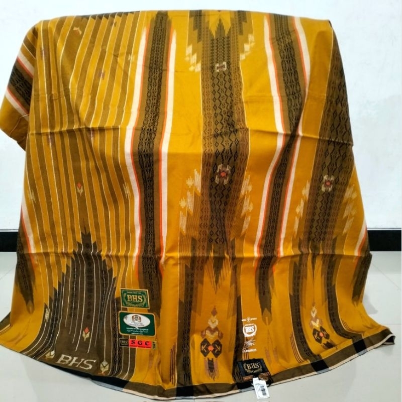 Sarung BHS Spunsilk SGC Gold Lawas Full Sutra Spunsilk 210 Songket Timbul Jahitan Tengah ATBM Limite