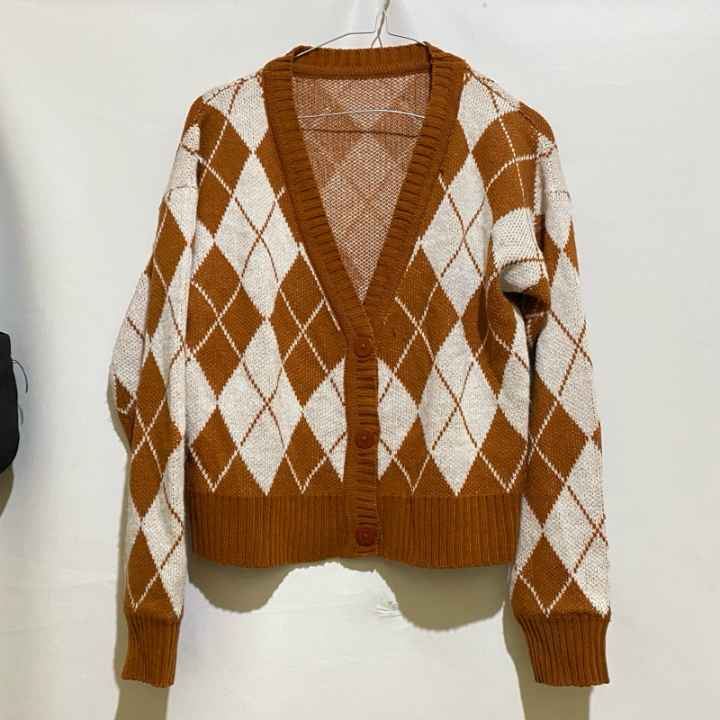 Preloved Cardigan Rajut Crop
