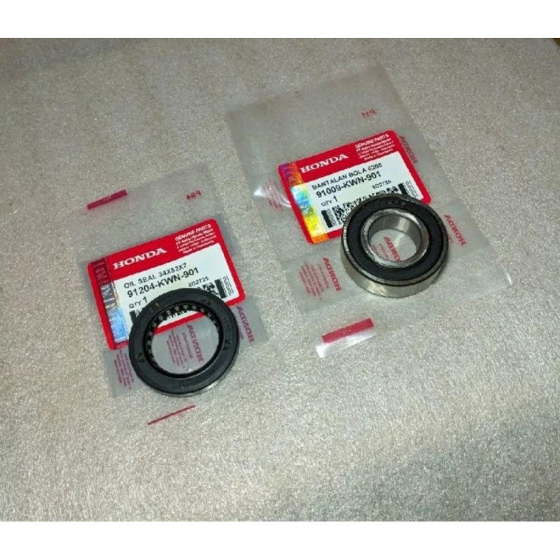 Paket Bearing Laher As Roda Belakang Kanan 6205+Seal Roda Belakang  Honda Vario  125 Fi Old  Vario 1