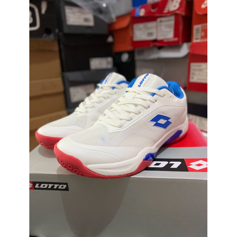 SEPATU BADMINTON LOTTO