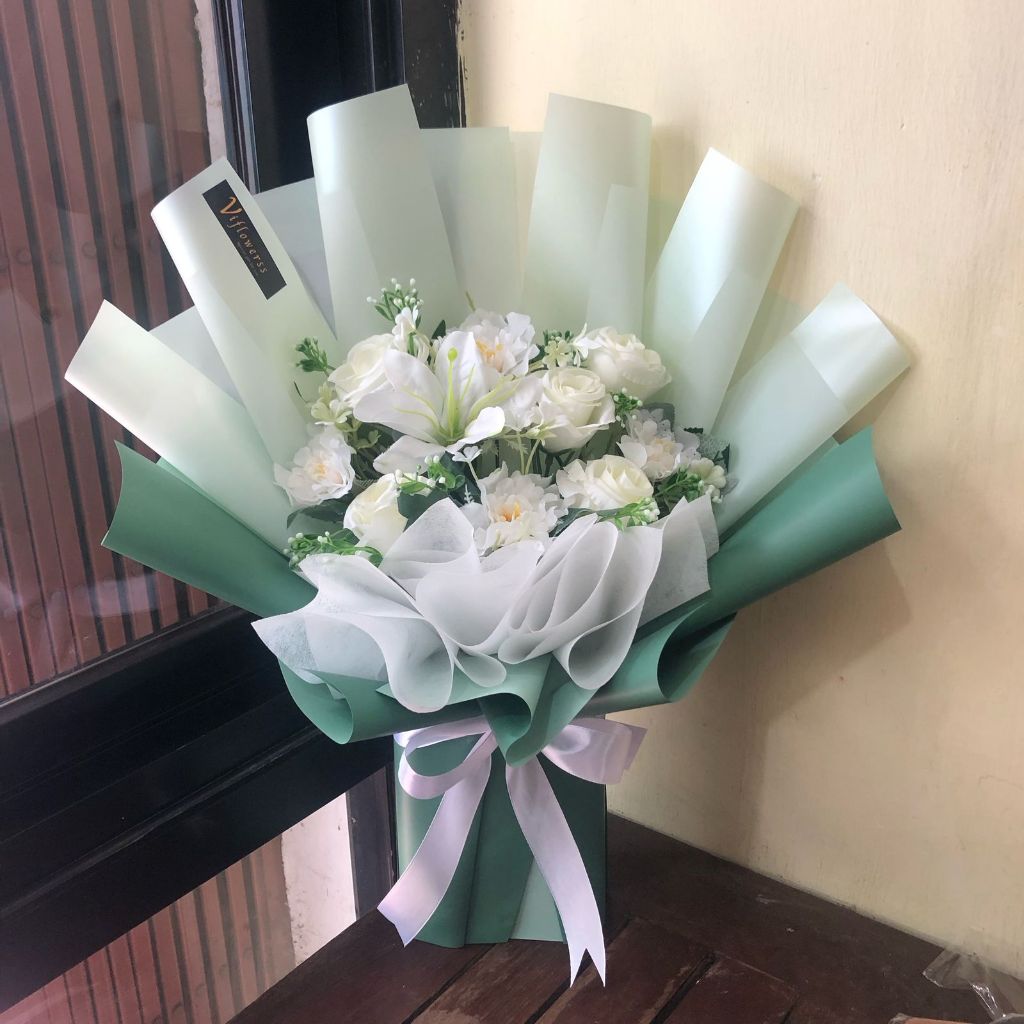 Viflowerss | buket bunga bandung | buket wisuda bandung | buket pelantikan | buket wisuda