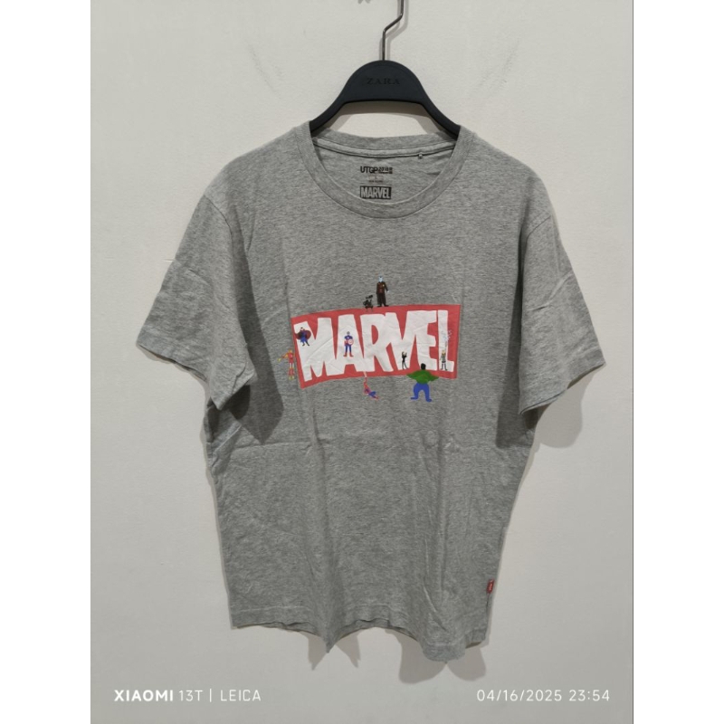 Preloved Kaos Uniqlo UTGP X Marvel
