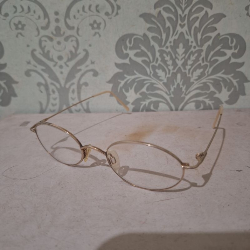 frame kacamata Elle preloved