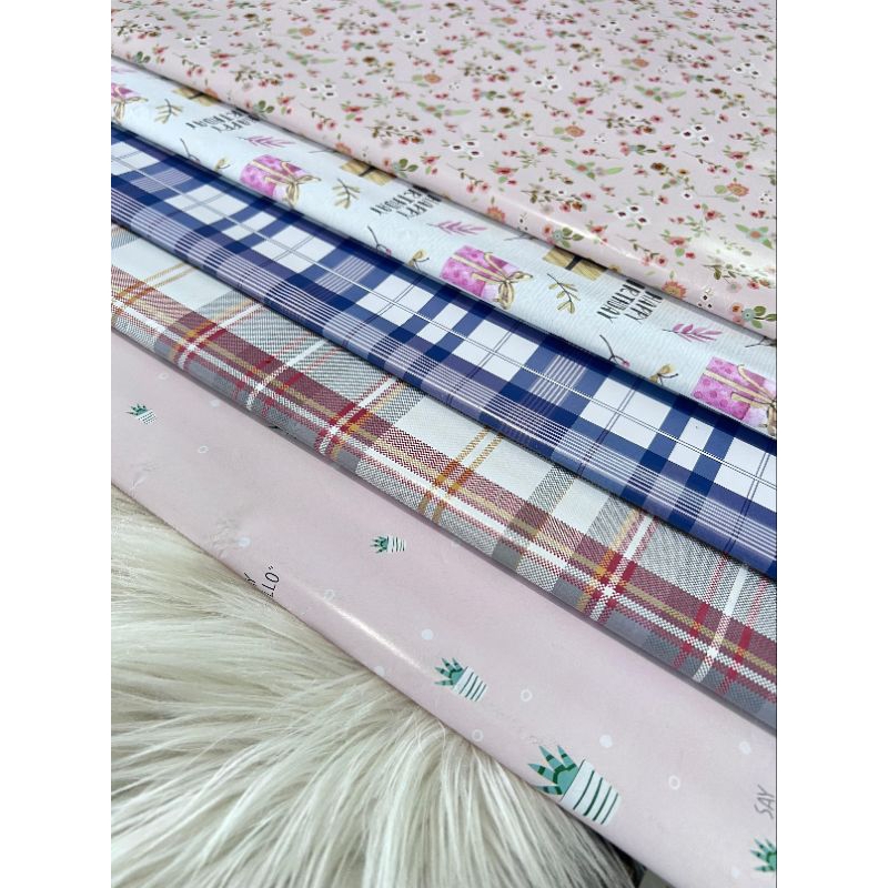 

KERTAS KADO MEDAN// BLUEDRAGONFLY KERTAS KADO 70 X 50 CM // KERTAS BUNGKUS KADO// KERTAS SAMPUL KADO