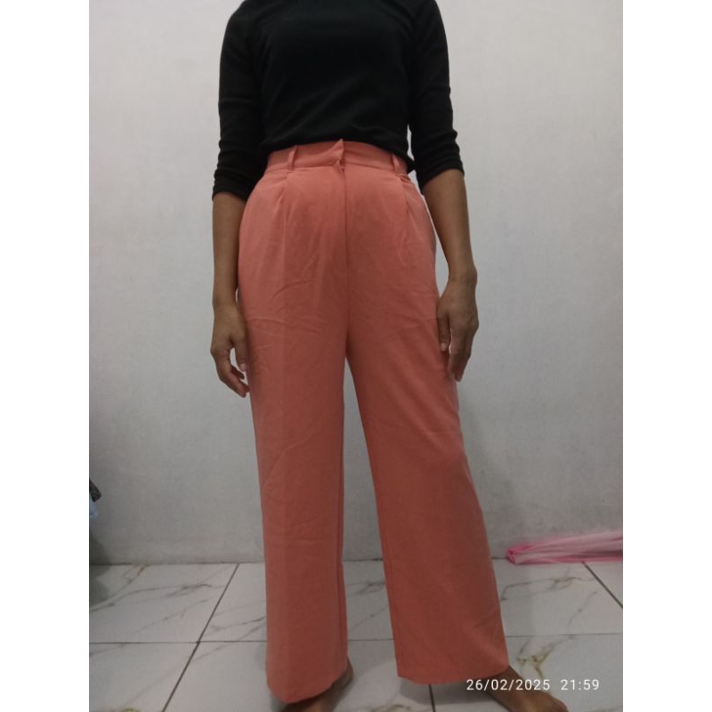 preloved celana panjang kulot hw wanita Salem lowrys farm