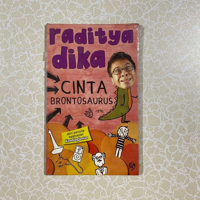 Cinta Brontosaurus Raditya Dika