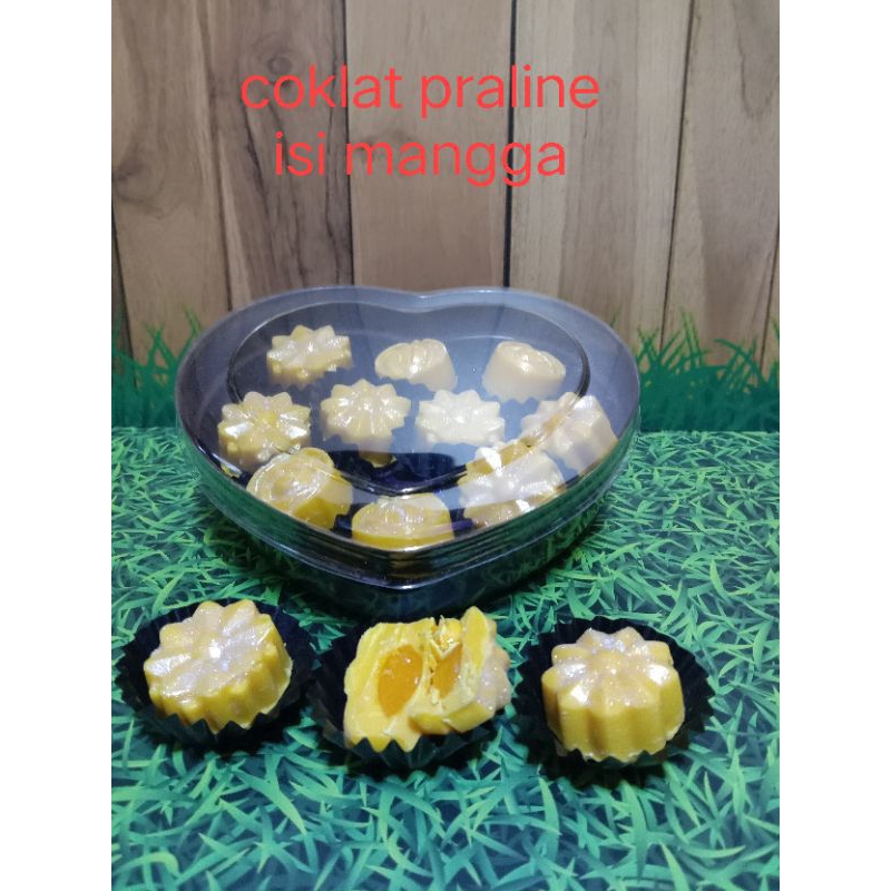 

coklatpralin isi mangga