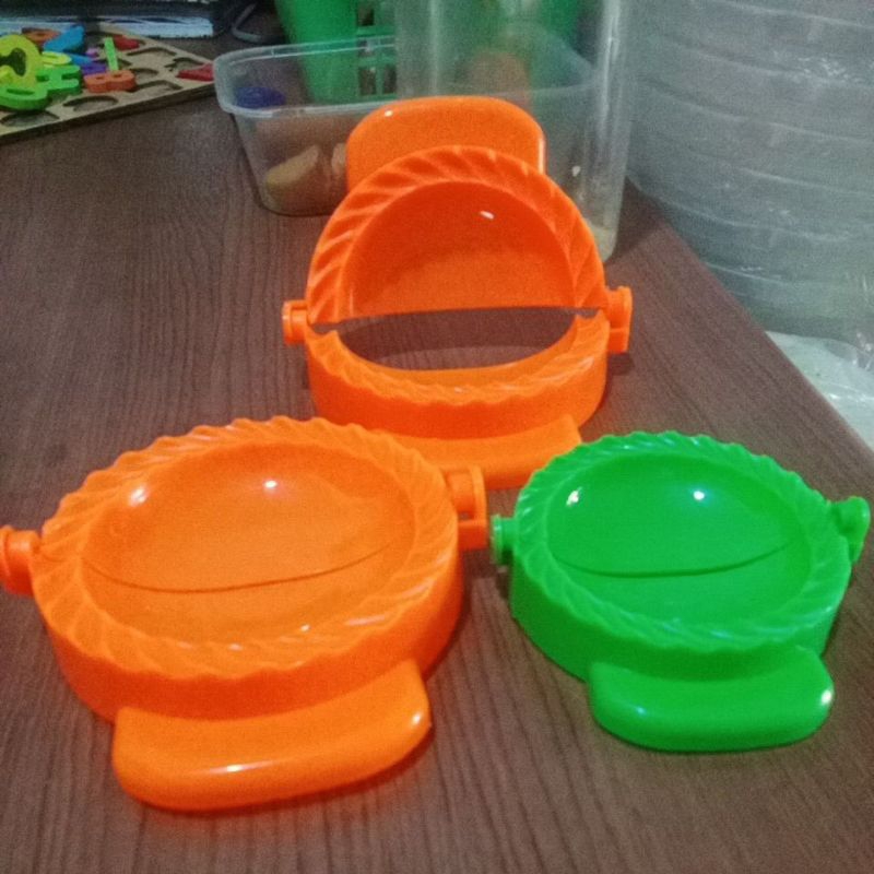 Cetakan Pastel / Cetakan Cireng Isi Besar 12cm kecil 8cm