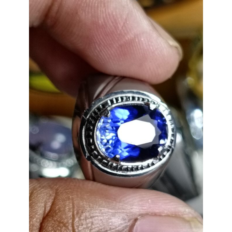 Batu Permata King Safir Bangkok
