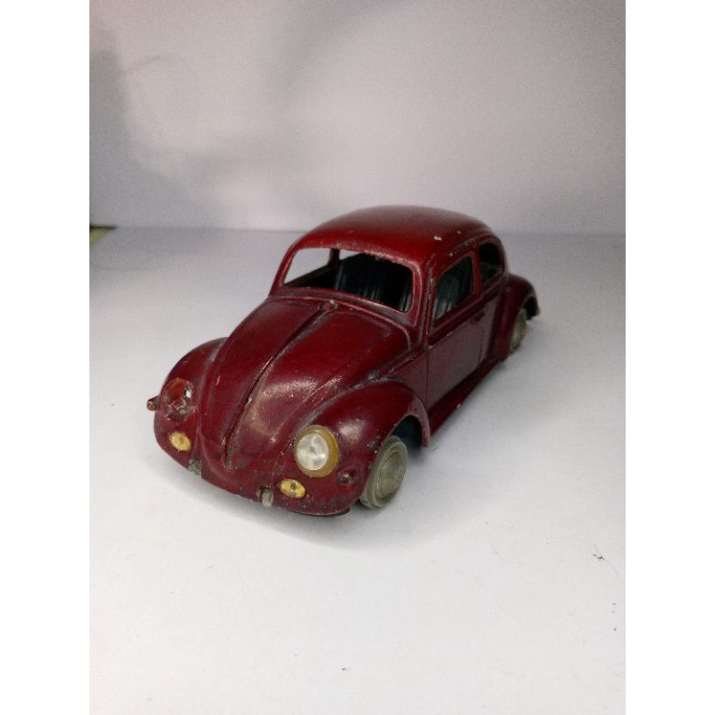 Diecast Volkswagen beetle 1/24 junk