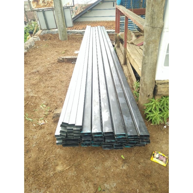 Besi CNP 100x35 tebal 1,3mm