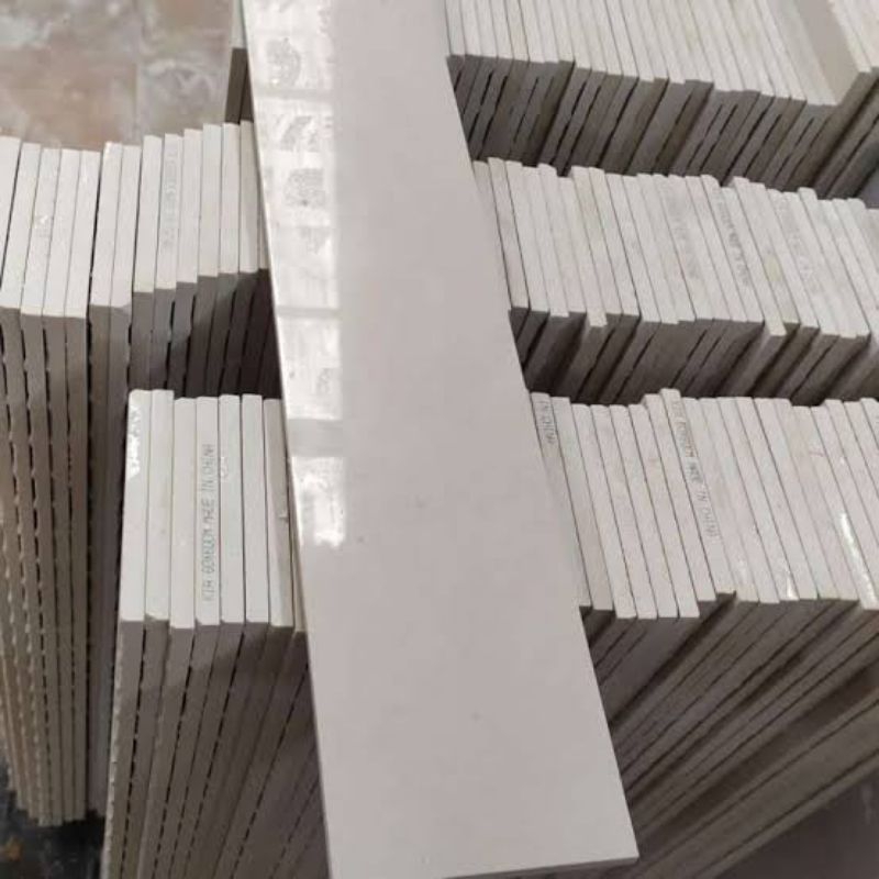 List granit polos 10x60