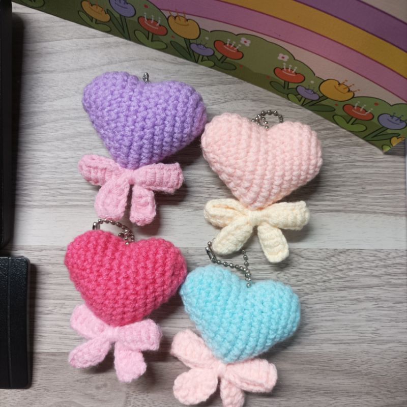 Gantungan Kunci Rajut Love Handmade Custom Warna Lucu Unik Bisa Untuk Kado Cewek Aksesoris Tas