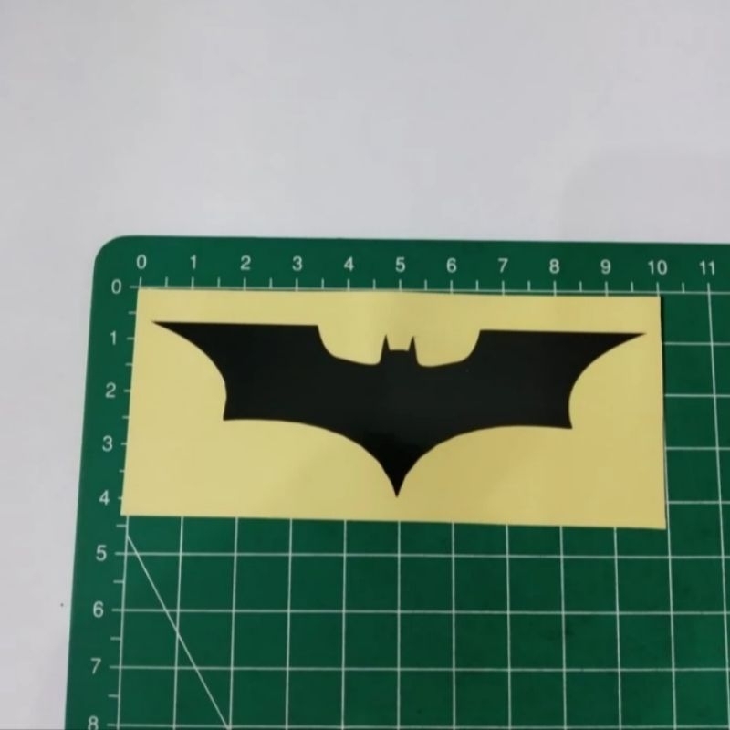 

stiker cutting batman