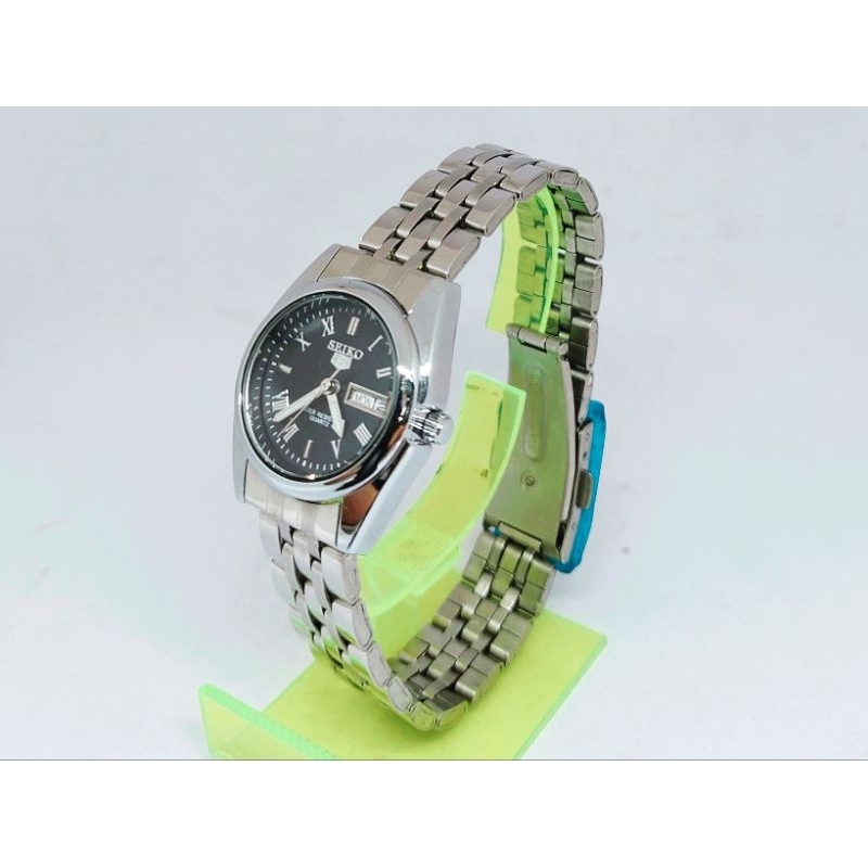 Jam Tangan Wanita Seiko Jam Tangan Seiko Cewek Tanggal Kalender Bahan Tali Stainless Steel Tahan Air