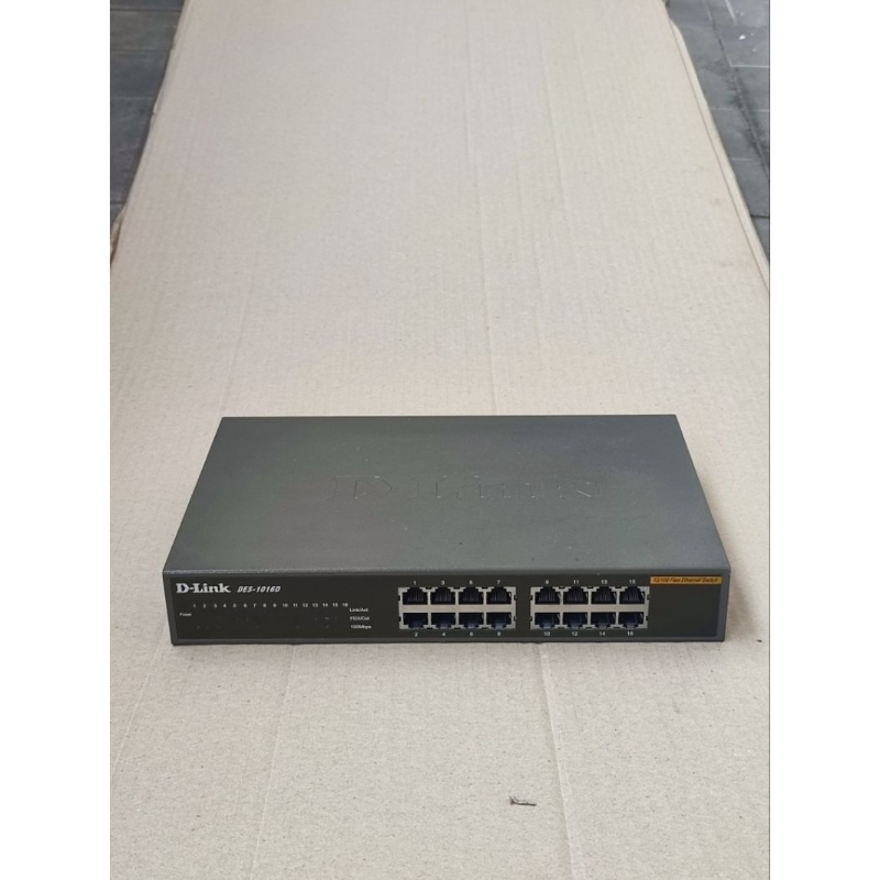 switch hub 16 port D-LINK  DES-1016D