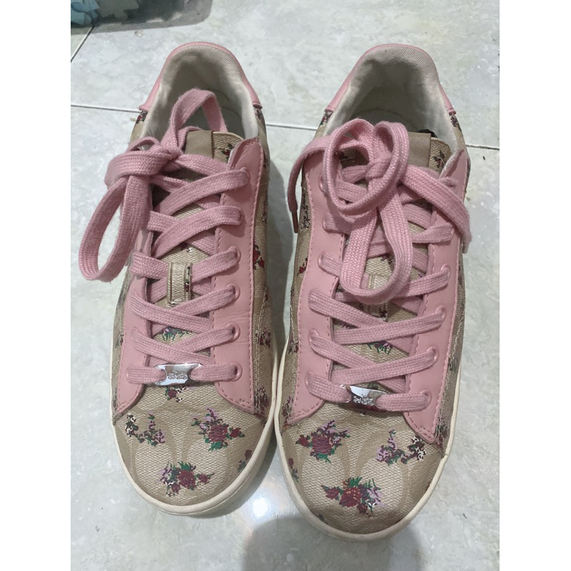 preloved sepatu coach original