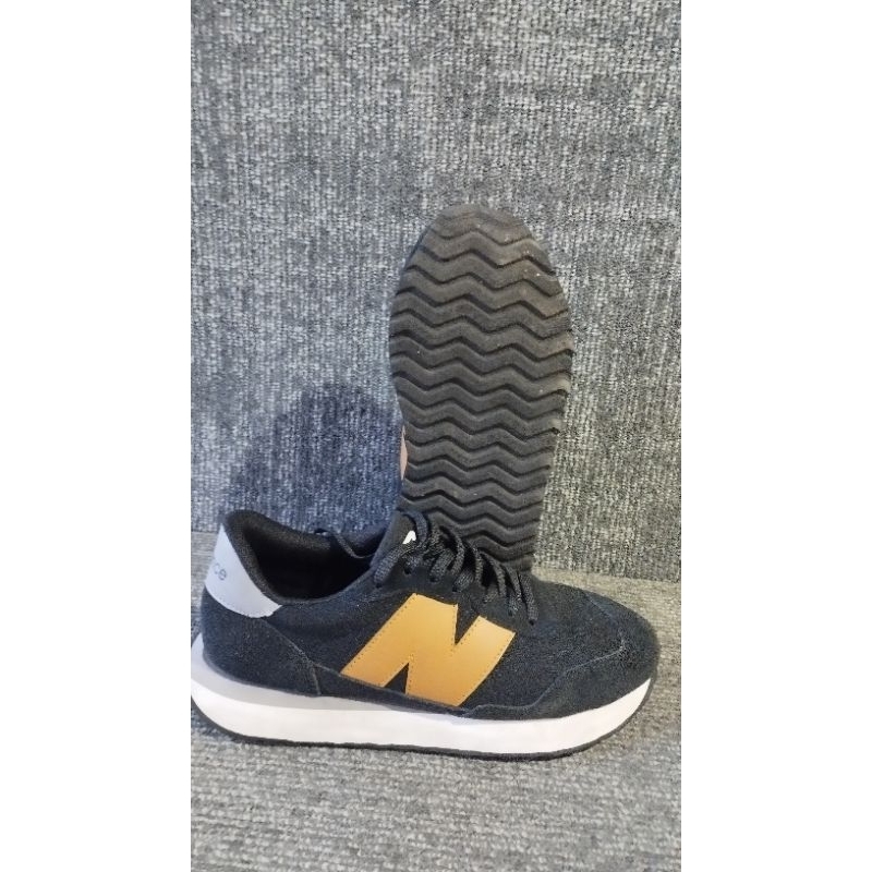 New Balance 237 maknyuss