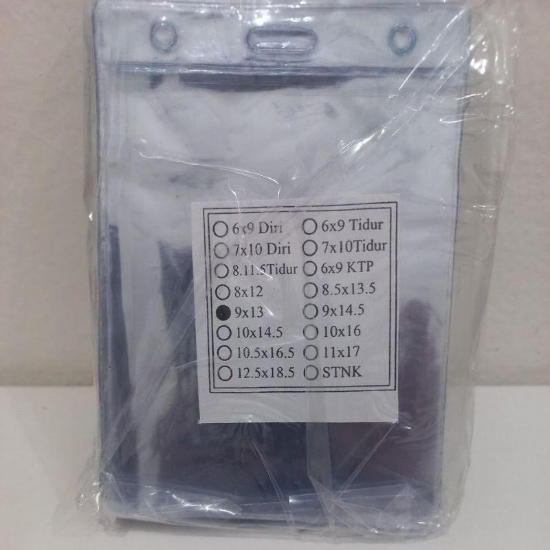 

Plastik Panitia uk. 9x13 berdiri/harga untuk per pak (isi100 lembar)