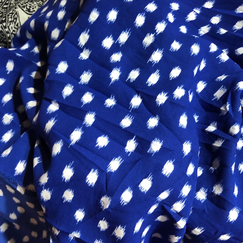 kain sutra silk motif - kain sutra silk motif polkadot - kain sutra silk motif impor - kain sutra si