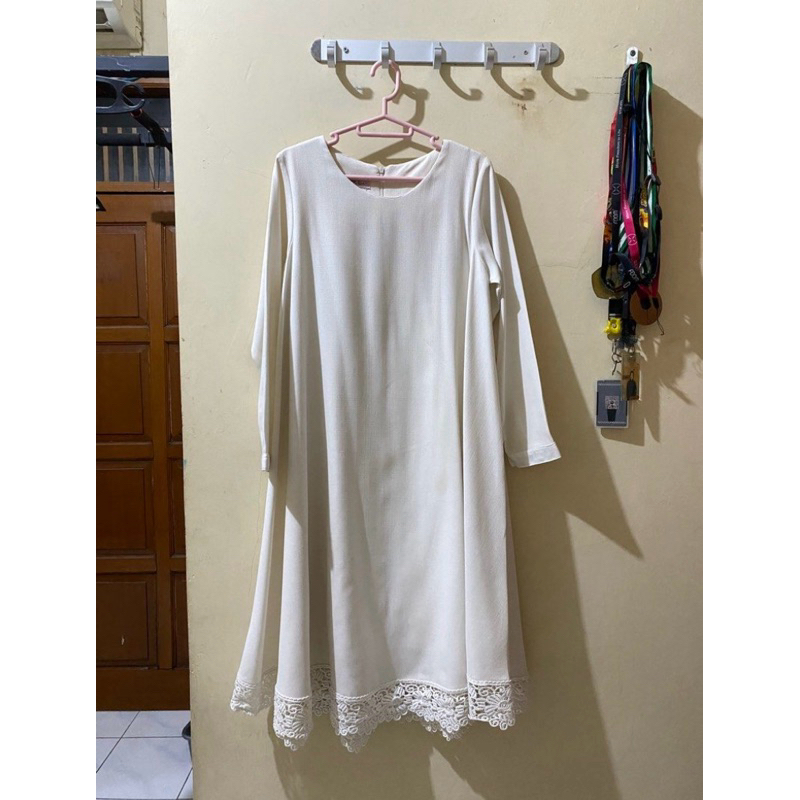 Preloved Tunik Putih by Hijabchic