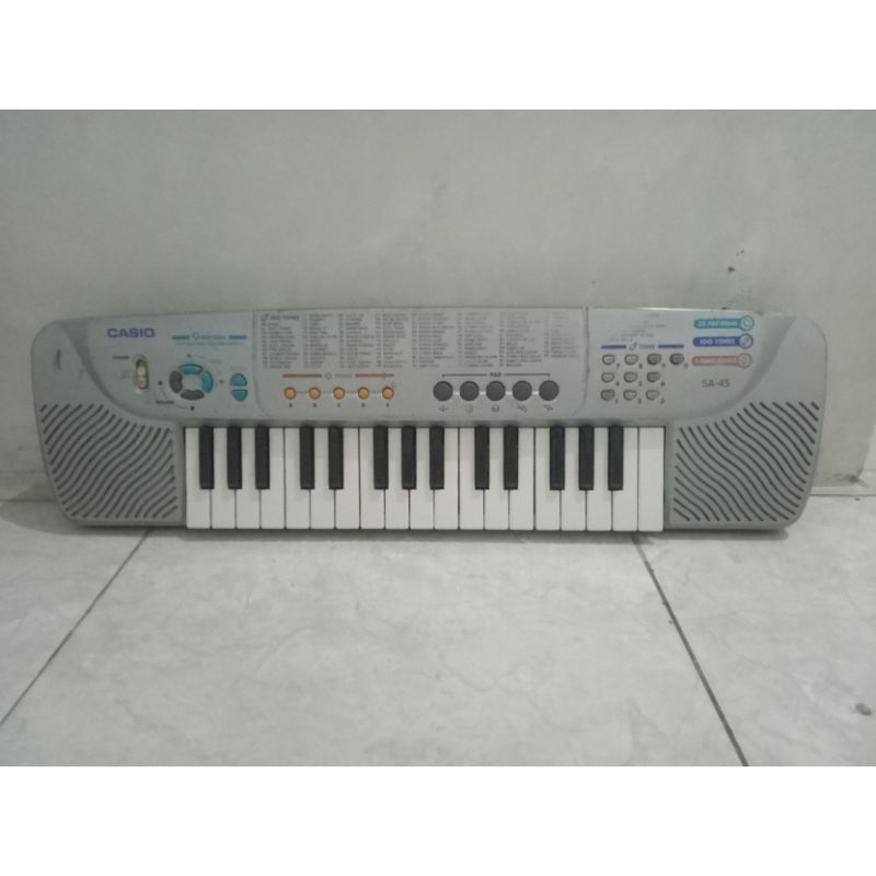 Piano CASIO SA45