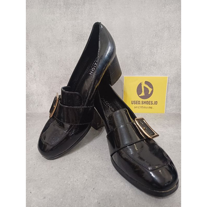 Sepatu  Hitam Kerja Tapak Tahu Wanita Pazzion Glossy Mix Kulit